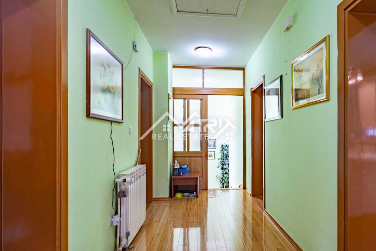 Hiša Županja, 237m2