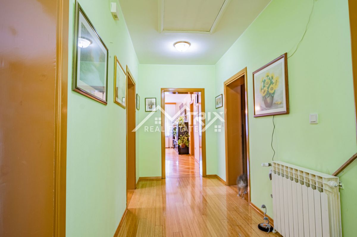 Hiša Županja, 237m2