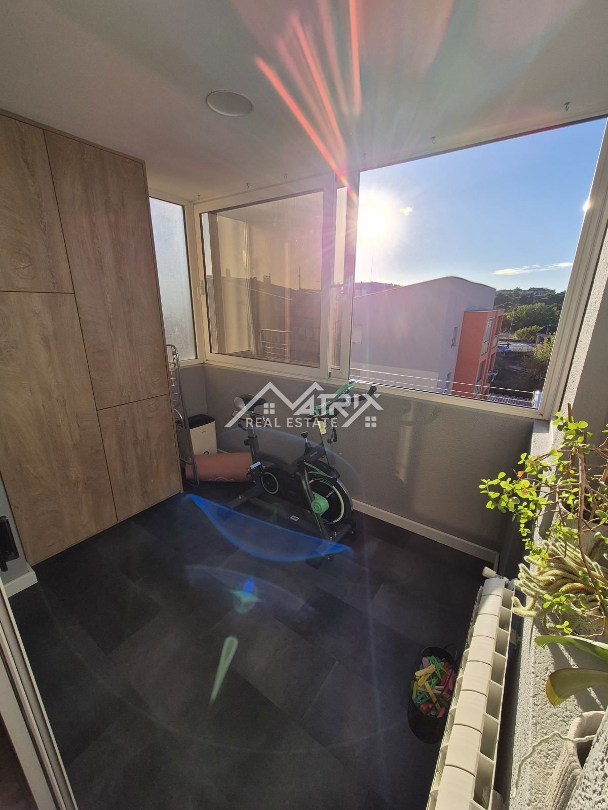 Rovinj, popolnoma prenovljeno stanovanje na odlični lokaciji