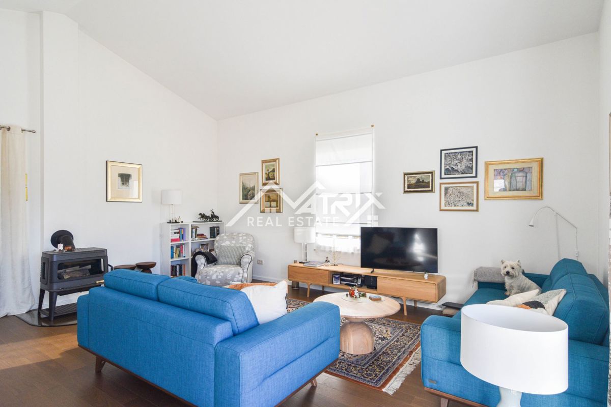 Poreč širše območje, Enonadstropna hiša z bazenom