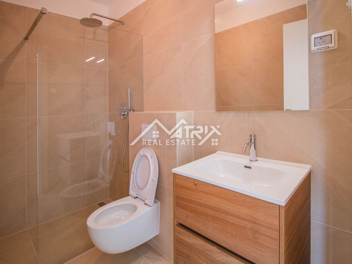 Novigrad Stanovanje z odprtim pogledom na morje! Novogradnja