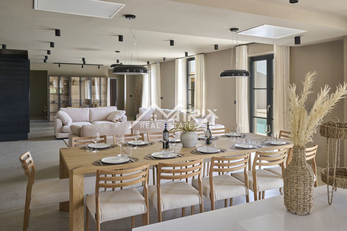 Poreč, Vila z bazenom in 5 spalnicami, pogled na morje, Novo