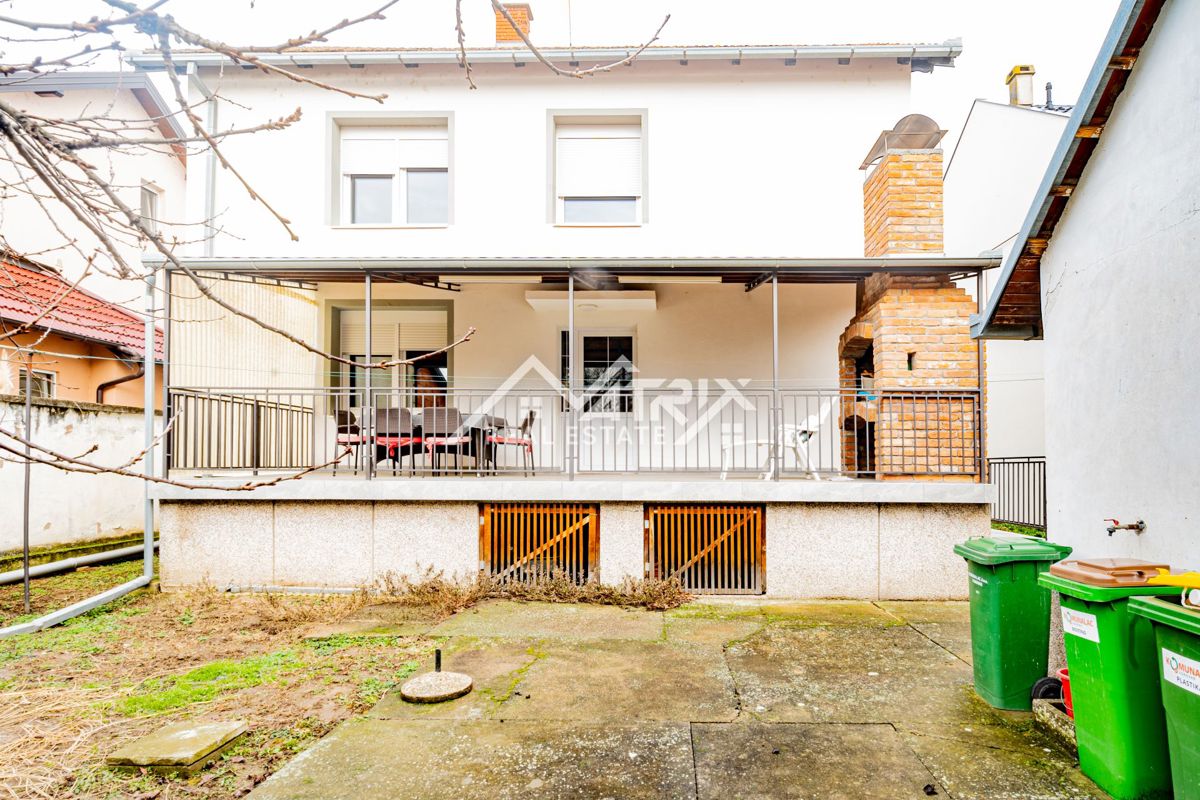 Hiša Centar, Vukovar, 250m2