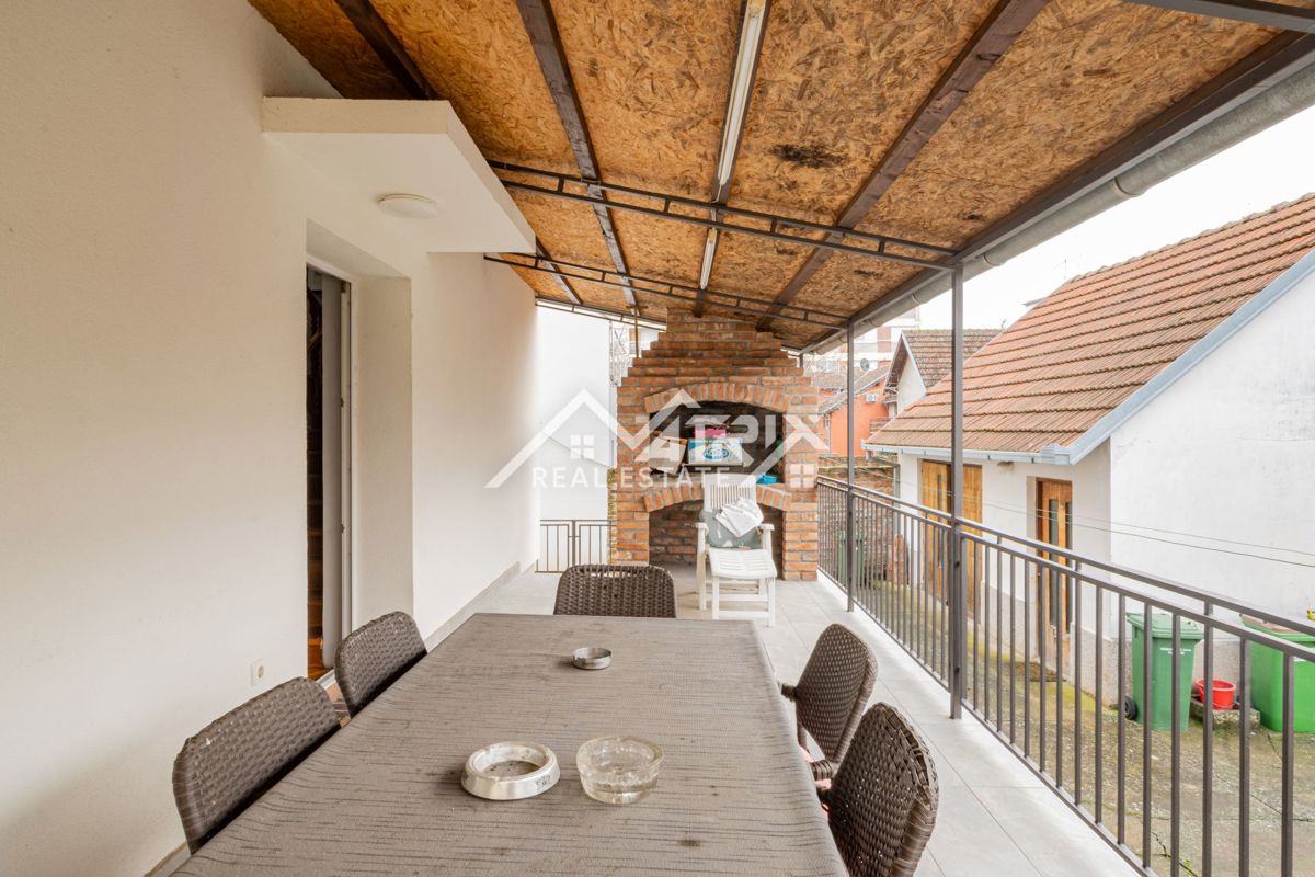 Hiša Centar, Vukovar, 250m2