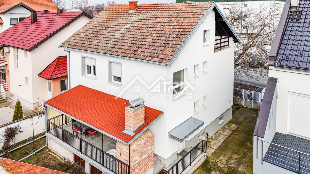 Hiša Centar, Vukovar, 250m2