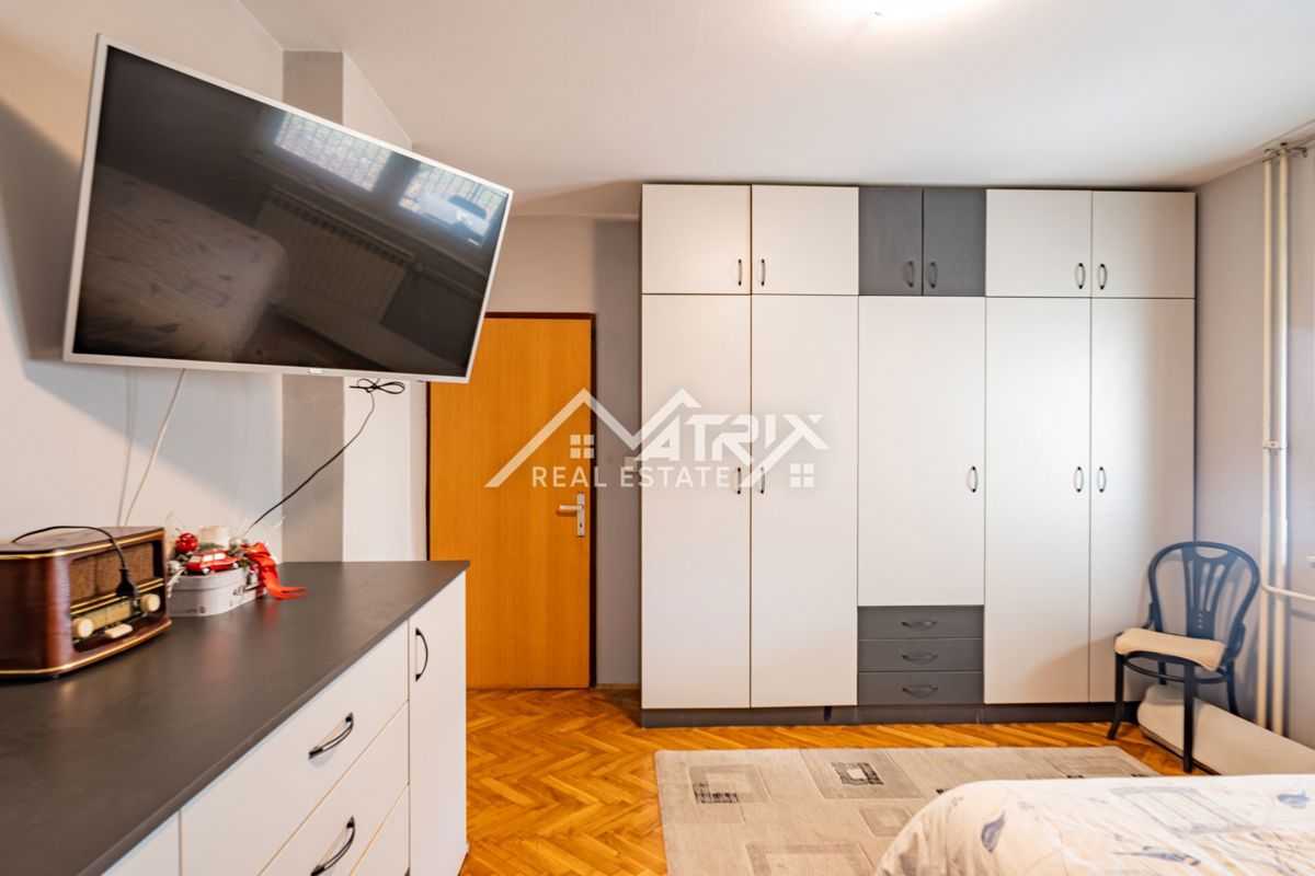 Hiša Centar, Vukovar, 250m2