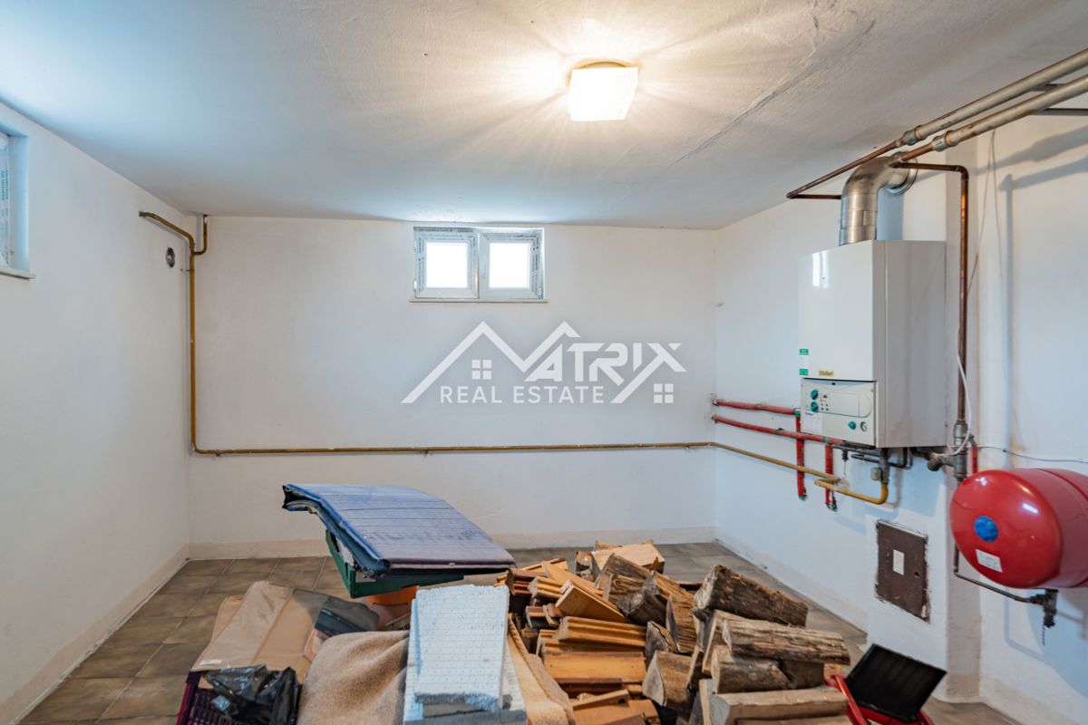 Hiša Centar, Vukovar, 250m2