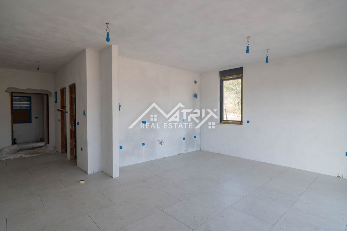 Rovinj okolica, udobno stanovanje v pritličju