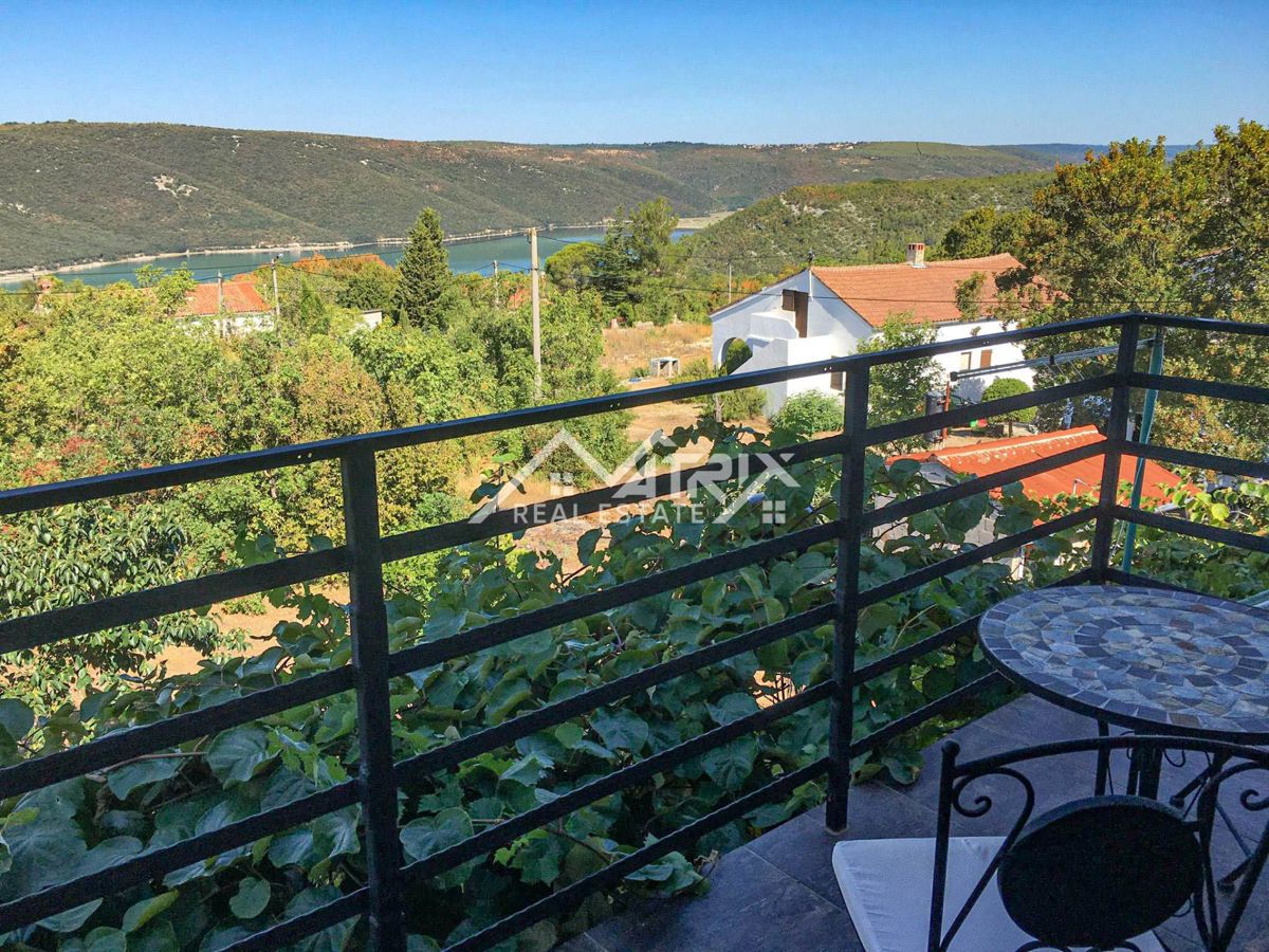 Raša okolica, Hiša 247 m2, cca 600 m do morja