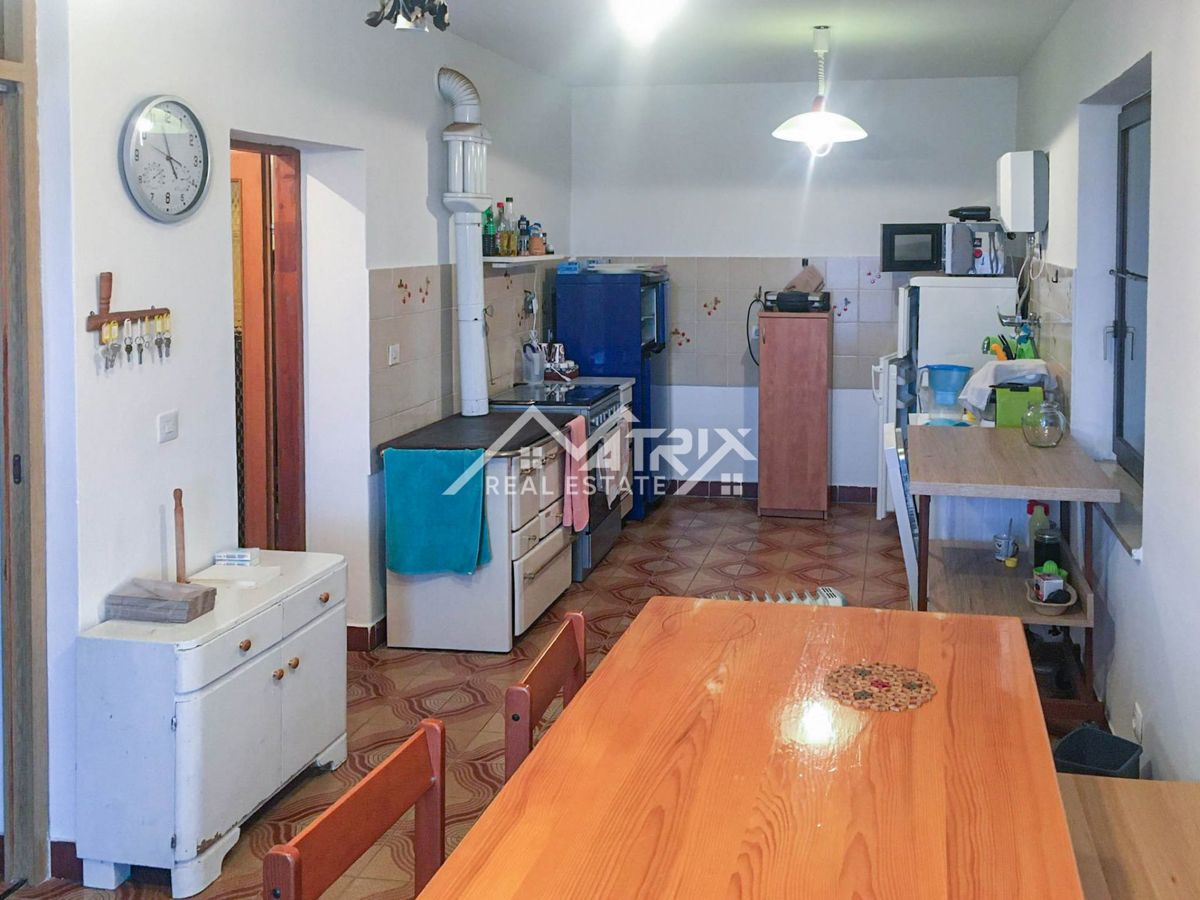 Raša okolica, Hiša 247 m2, cca 600 m do morja