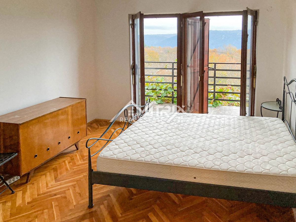 Raša okolica, Hiša 247 m2, cca 600 m do morja