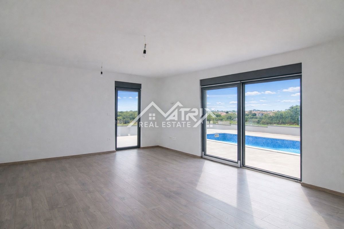 Marčana, enonadstropna hiša z bazenom, Novogradnja!