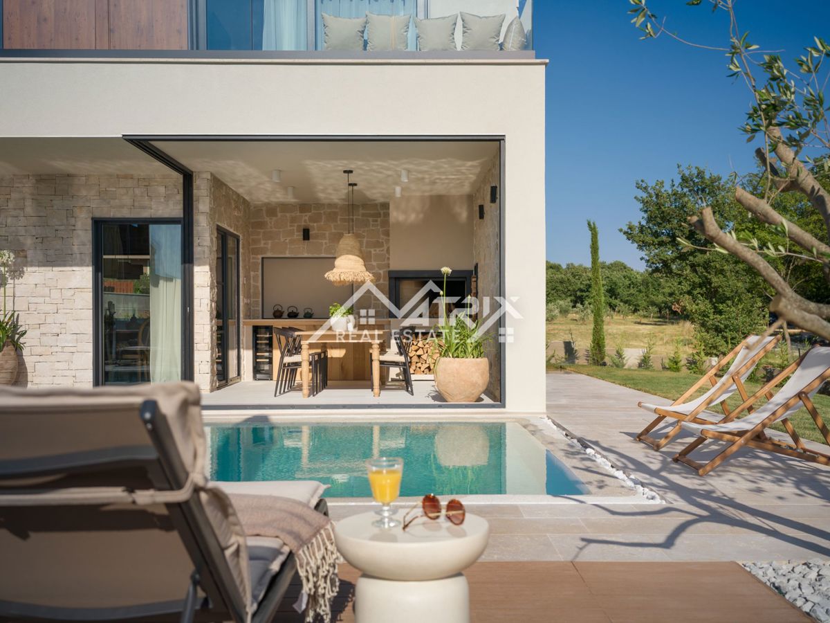 Poreč, edinstvena istrska vila z bazenom, Novo!