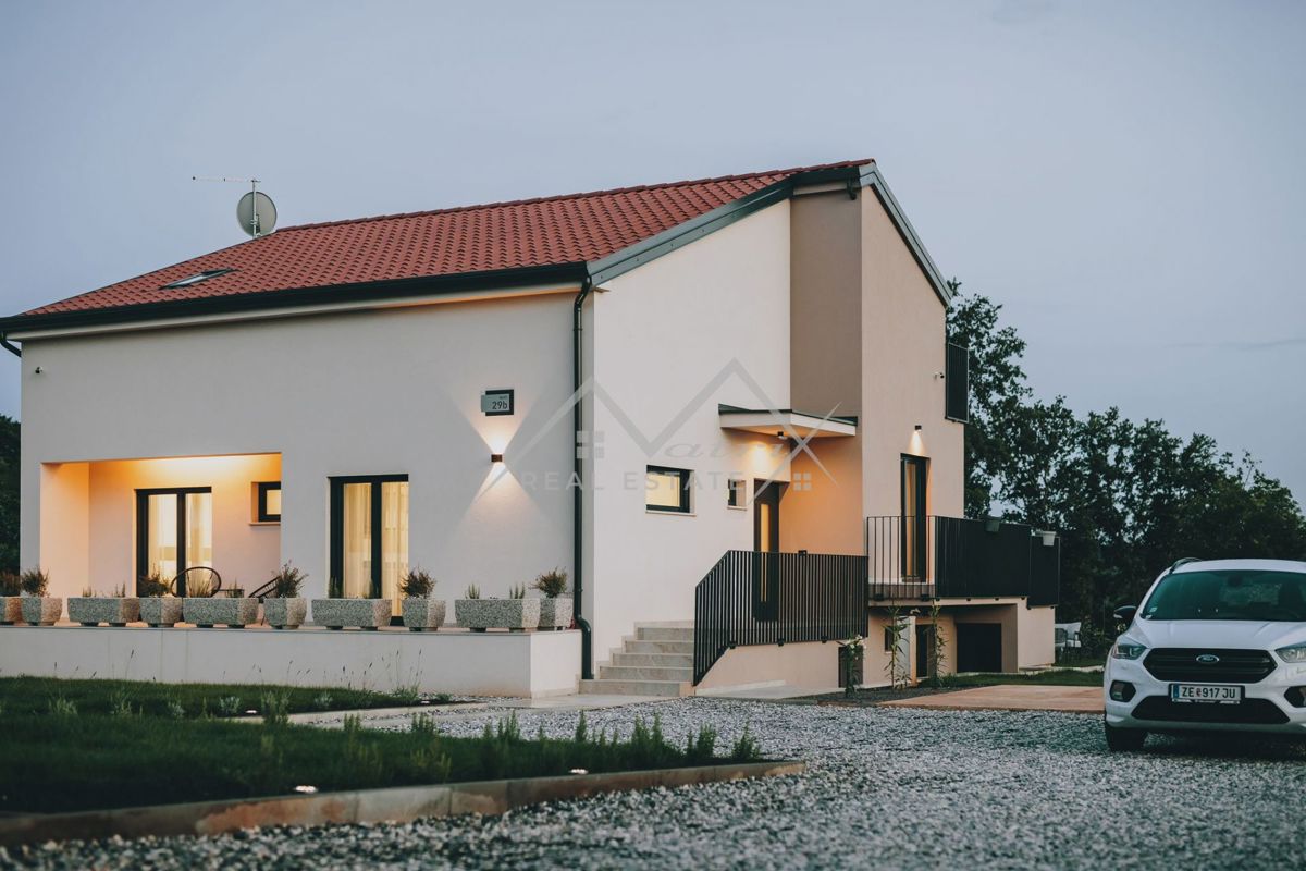 Hiša Poreč, 200m2