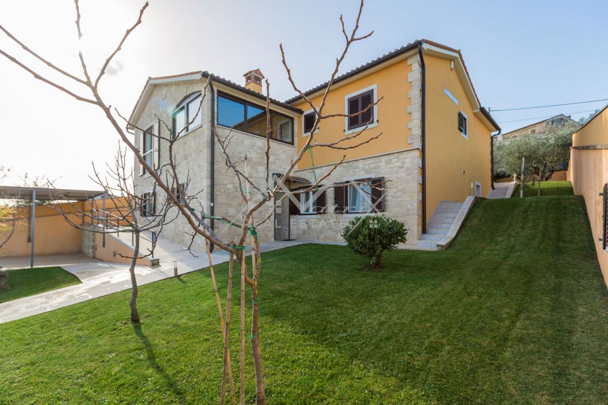 Hiša Poreč, 219m2