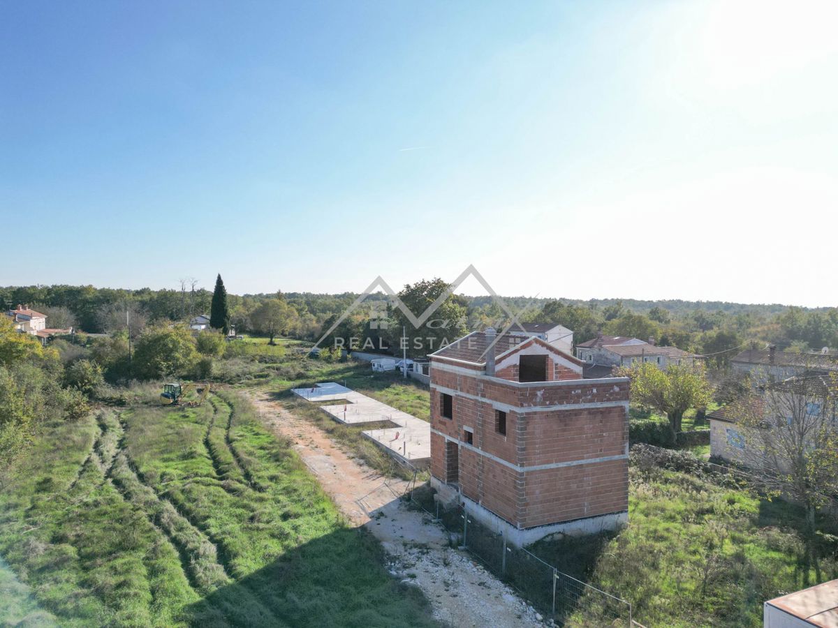 Poreč okolica, moderna hiša s fitnesom