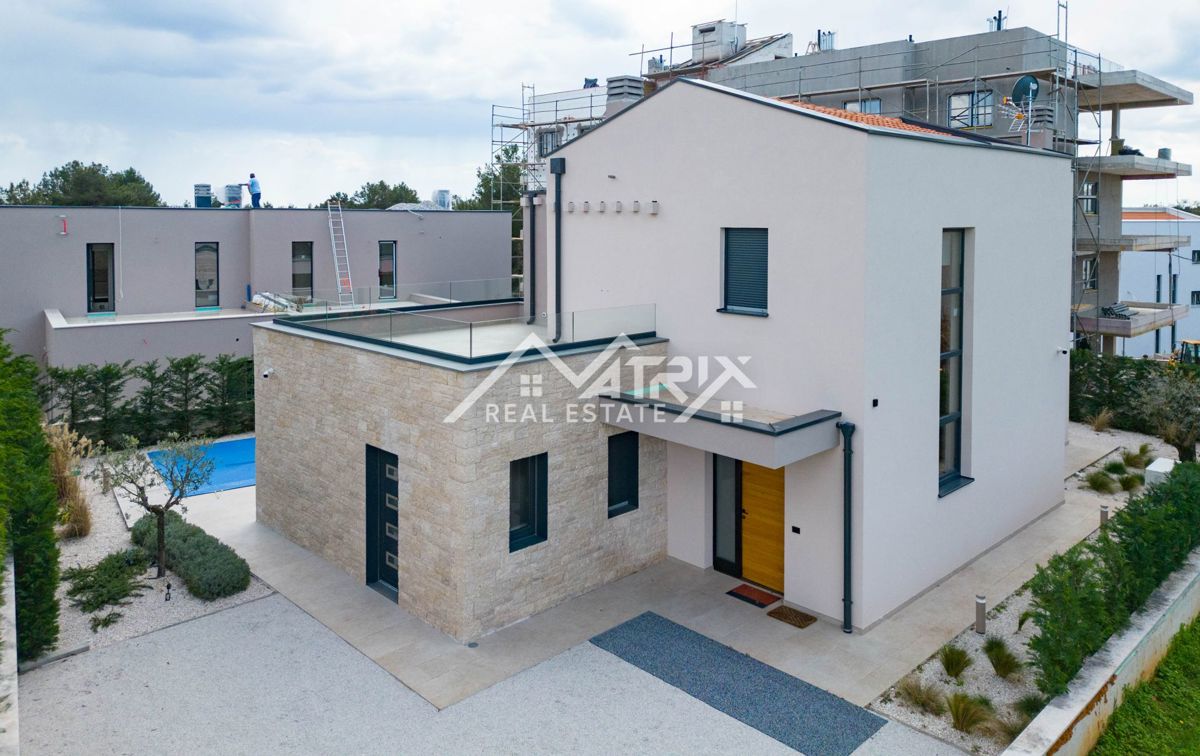 Poreč okolica, dizajnerska vila v bližini morja