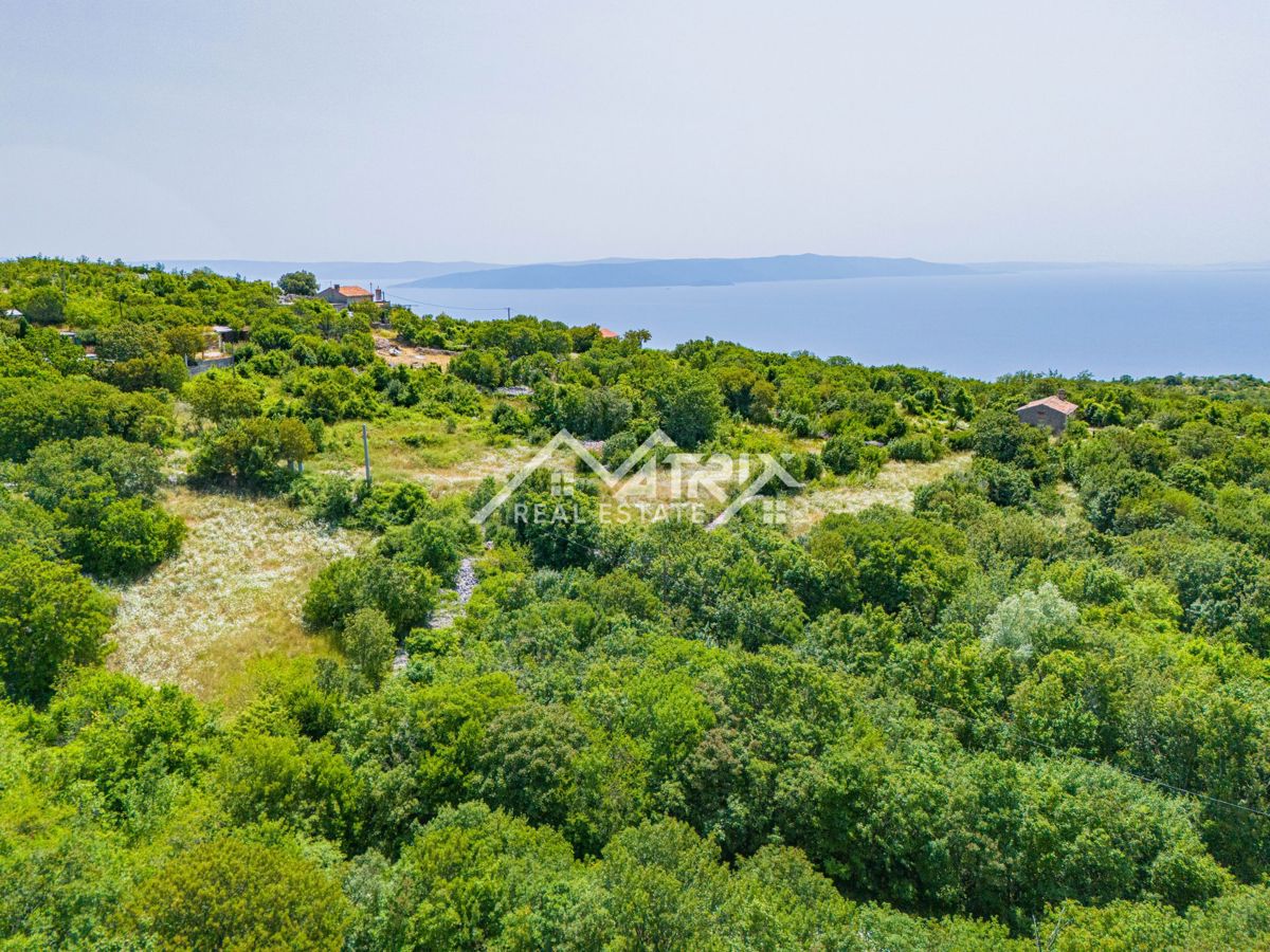 Labin, zemljišče z gradbenim dovoljenjem, pogled na morje