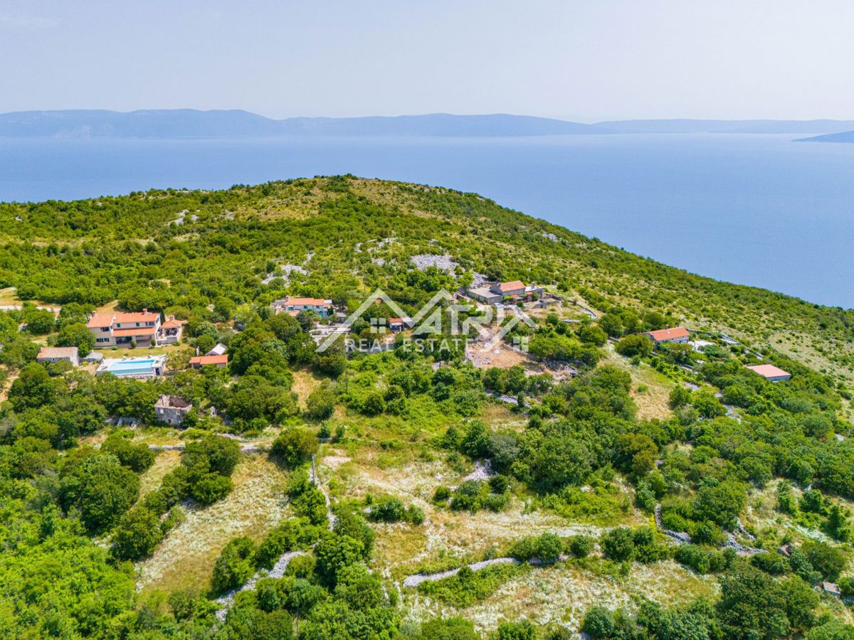 Labin, zemljišče z gradbenim dovoljenjem, pogled na morje