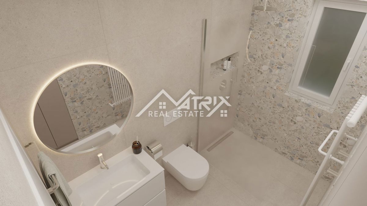 Medulin, stan v pritličju z vrtom, prvi vrsti do morja