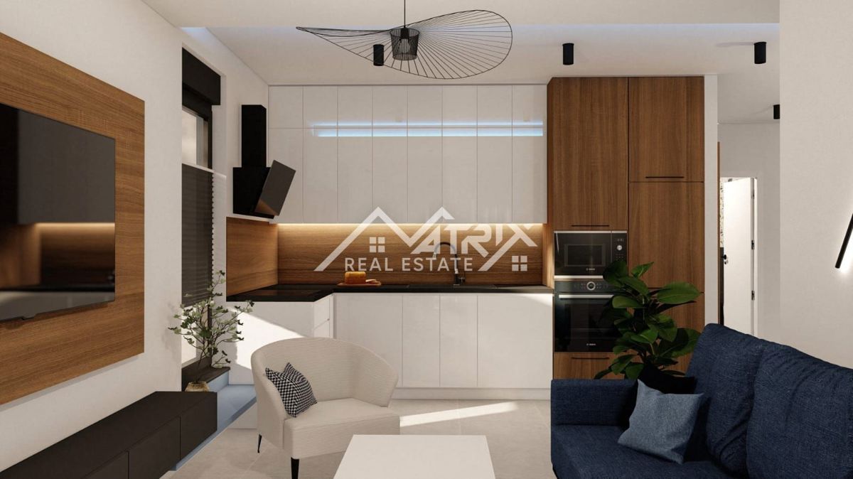 Pula, stanovanje v pritličju z veliko teraso in vrtom, novo