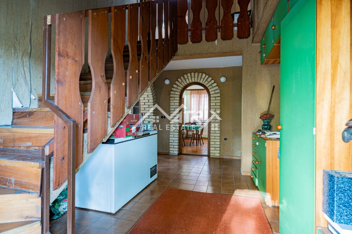 Hiša Belišće, 182m2