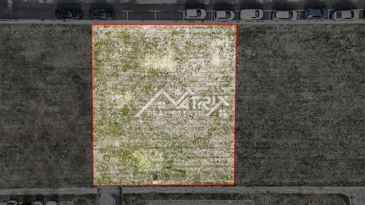 Zemljišče Osijek, 900m2