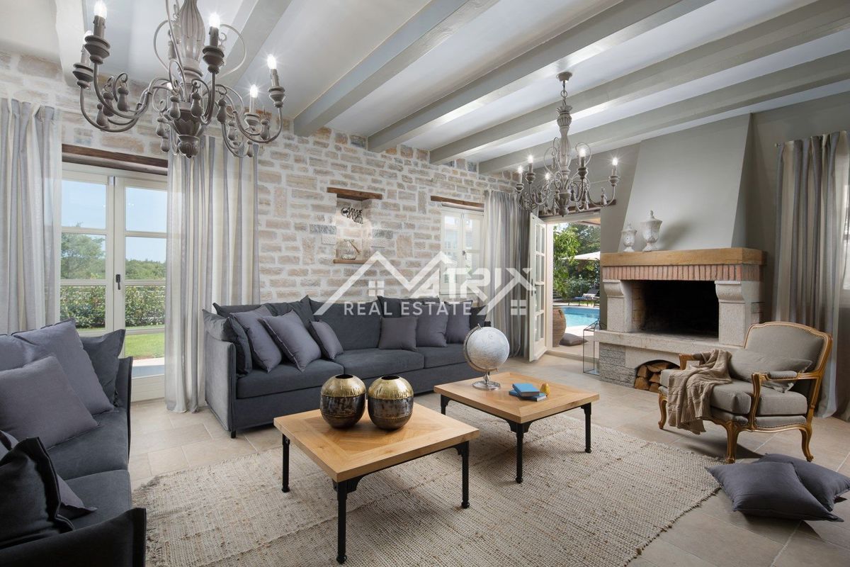 Poreč, rustikalna istrska vila v zasebnem kompleksu