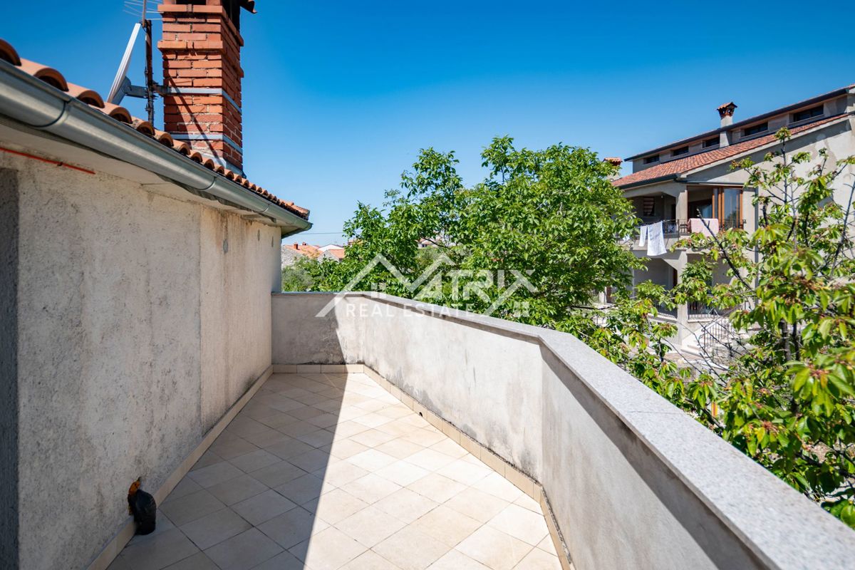 Novigrad okolica, dvojček s pogledom na morje