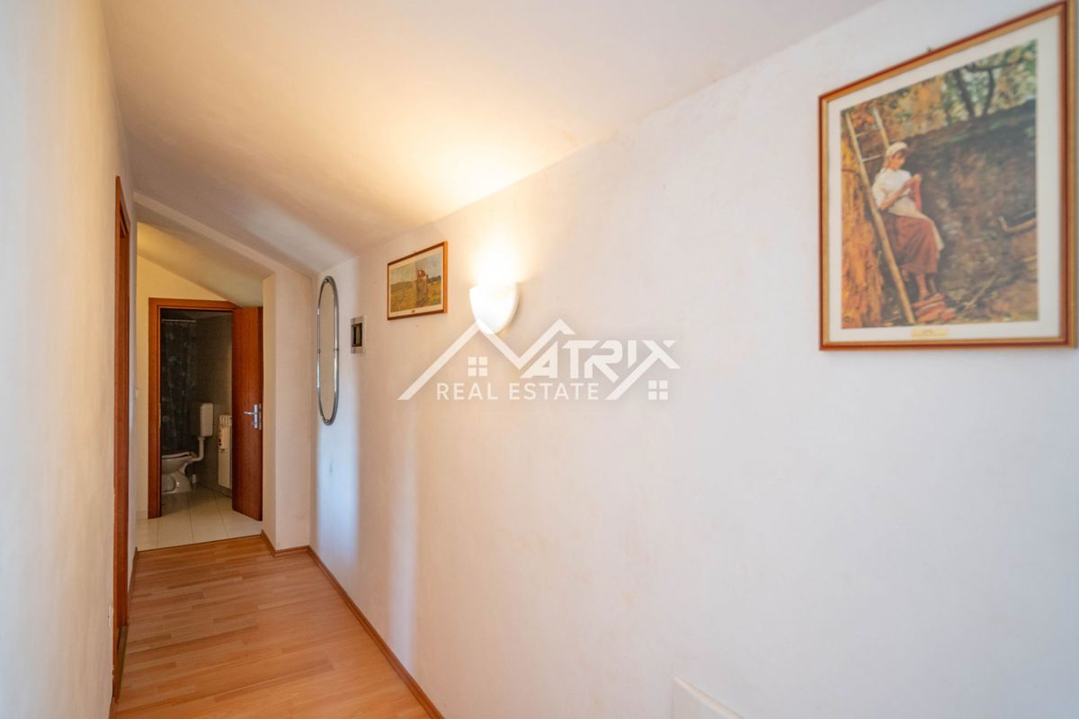 Novigrad okolica, dvojček s pogledom na morje