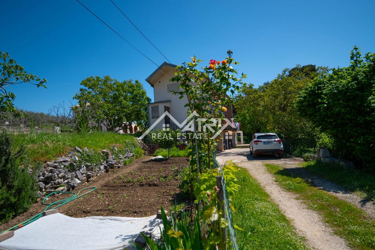 Novigrad okolica, dvojček s pogledom na morje