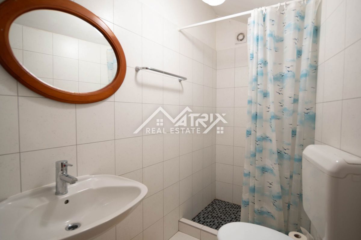 Novigrad okolica, dvojček s pogledom na morje