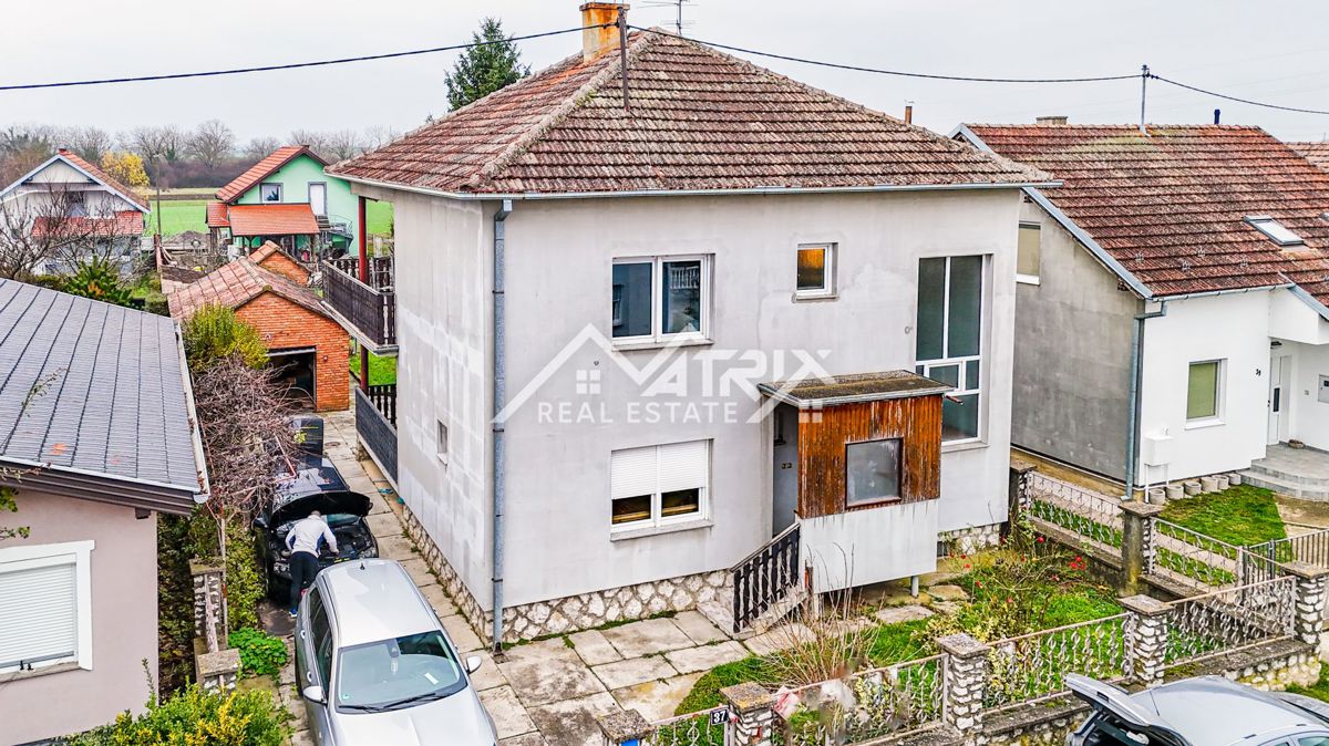 Hiša Slavija, Vinkovci, 190m2