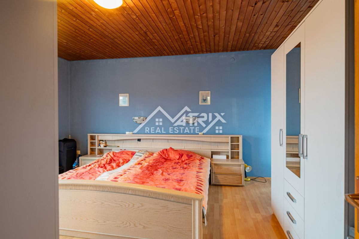 Hiša Slavija, Vinkovci, 190m2