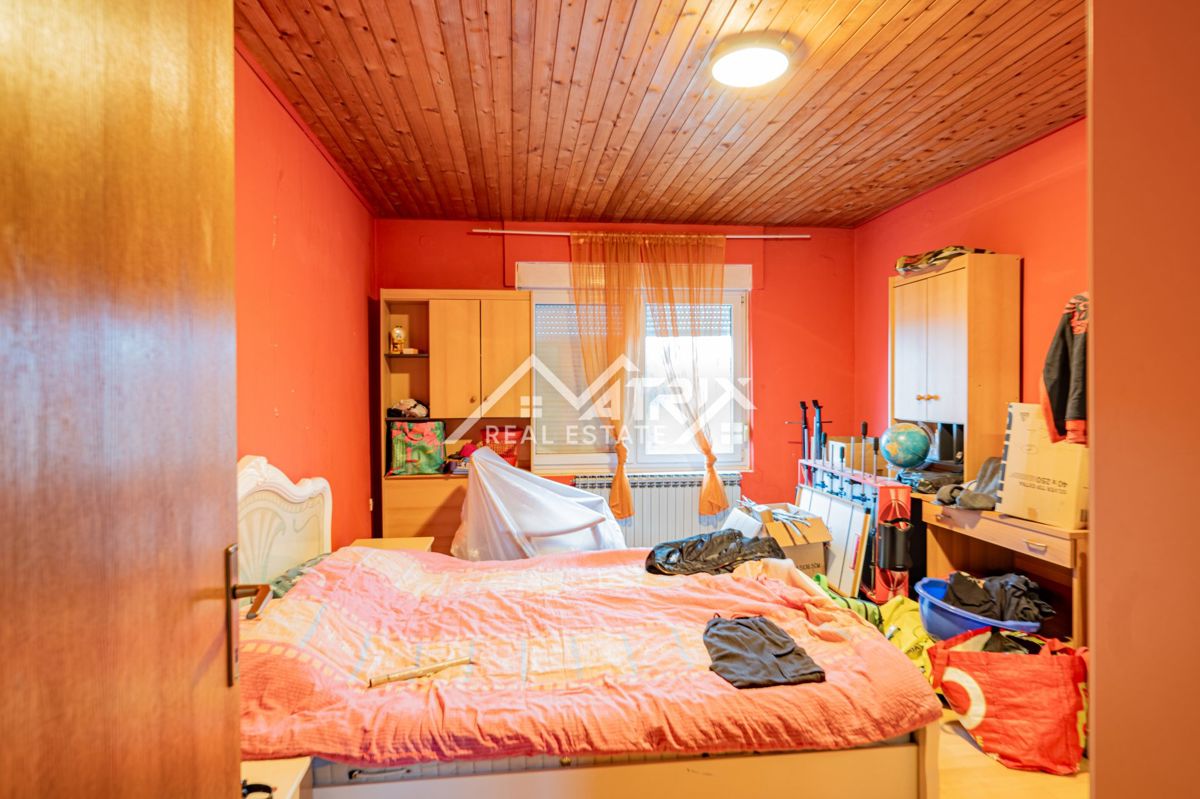 Hiša Slavija, Vinkovci, 190m2