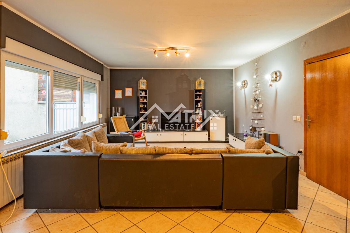 Hiša Slavija, Vinkovci, 190m2