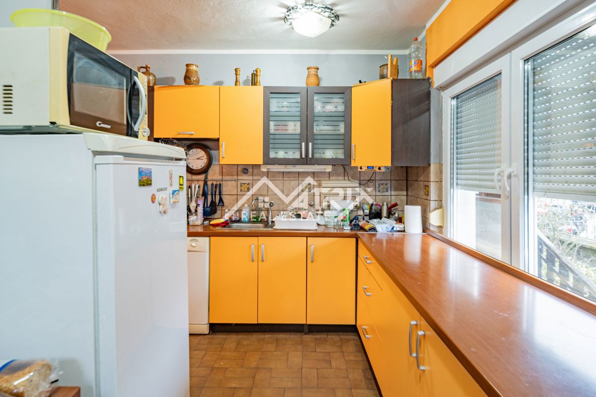 Hiša Slavija, Vinkovci, 190m2