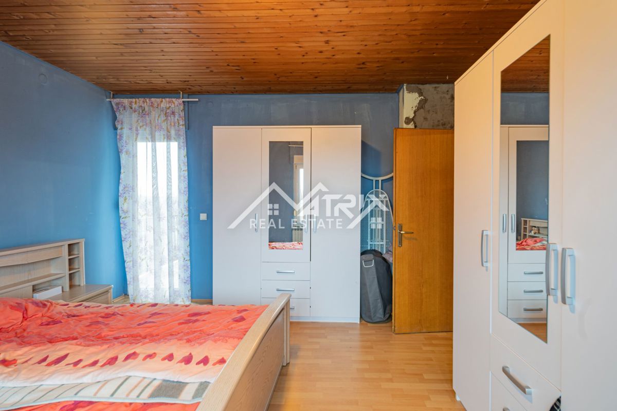 Hiša Slavija, Vinkovci, 190m2