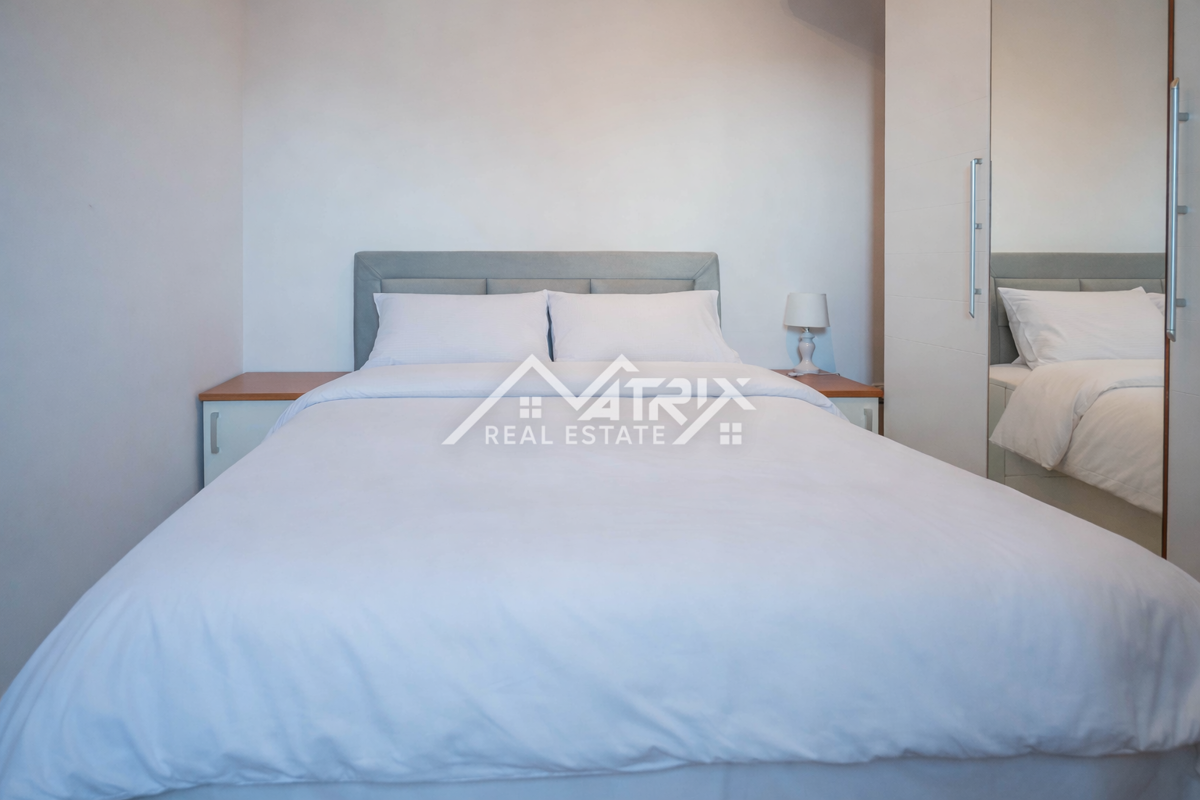 Vodnjan okolica, svetlo 2-sobno stanovanje z 2 terasama, 1 km morja