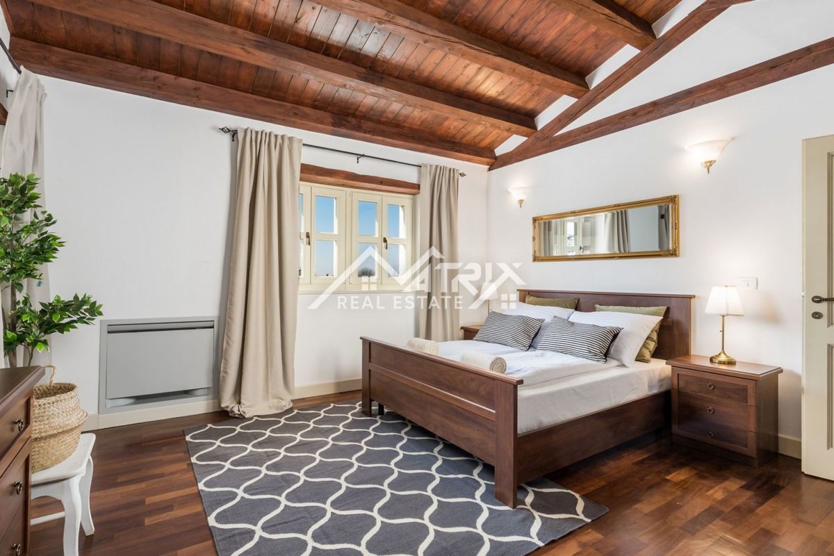 Poreč okolica - razkošna rustikalna vila z velikim vrtom