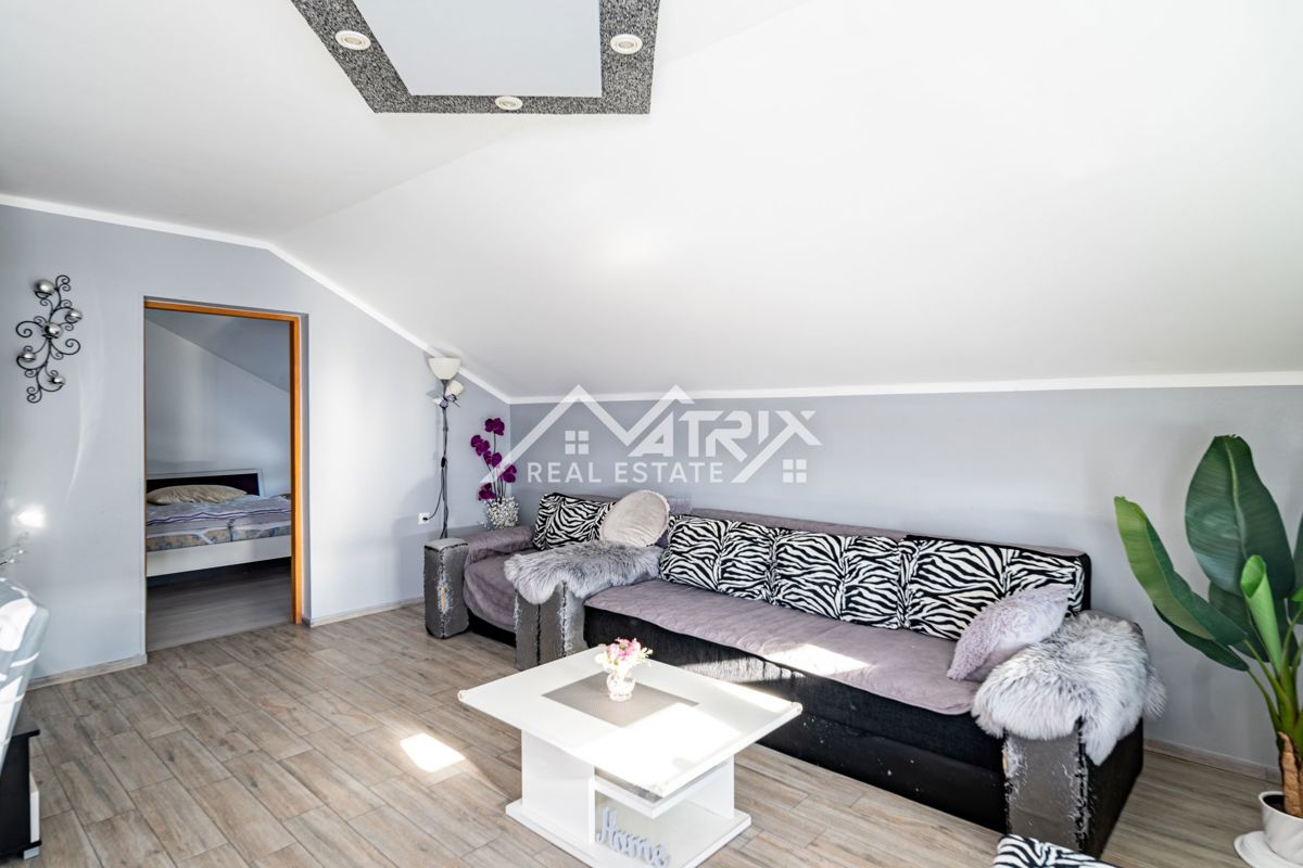 Hiša Sarvaš, Osijek - Okolica, 200m2