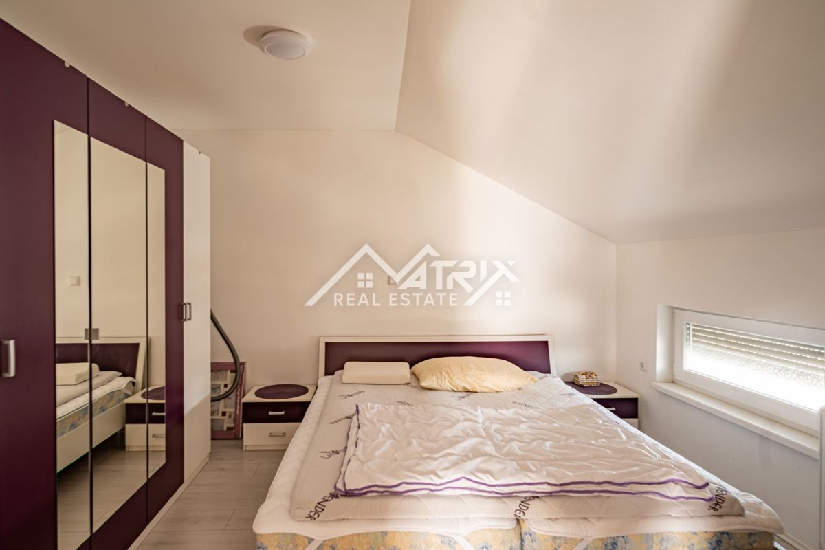 Hiša Sarvaš, Osijek - Okolica, 200m2