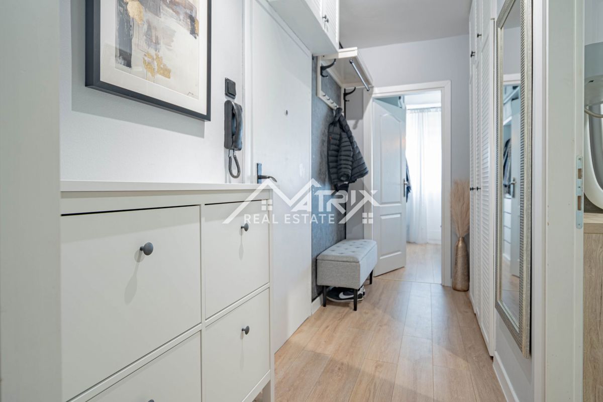 Stanovanje Osijek, 59m2