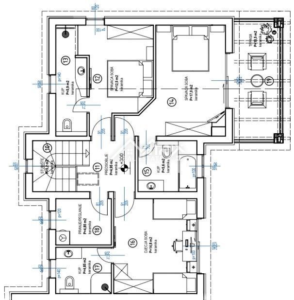 Poreč, luksuzna vila z bazenom le 4 km od centra, Novo!