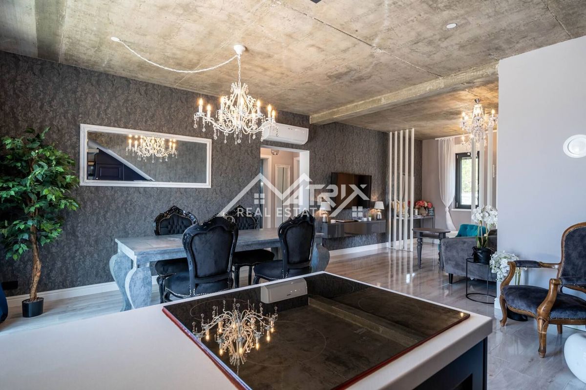 Poreč okolica, pritlični stan z bazenom in savno