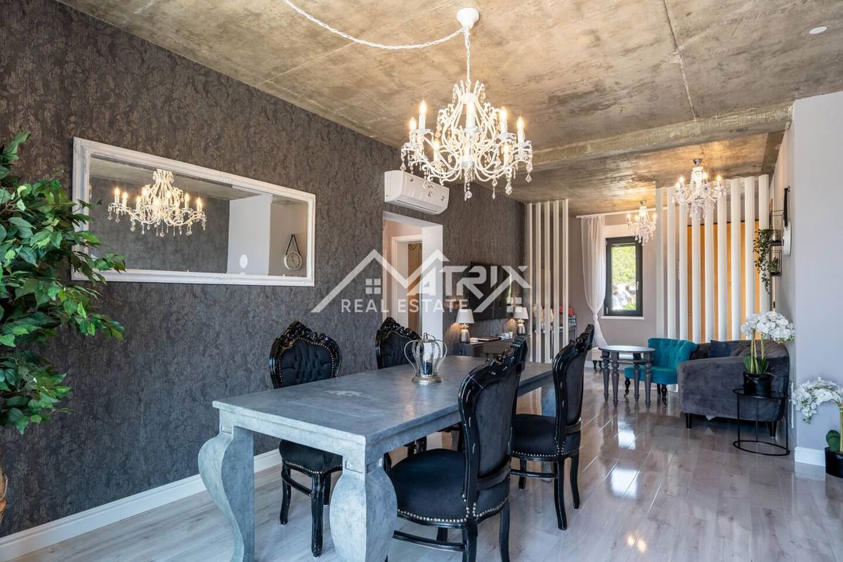 Poreč okolica, pritlični stan z bazenom in savno