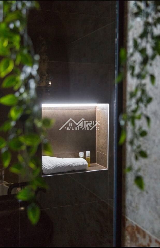 Poreč okolica, pritlični stan z bazenom in savno