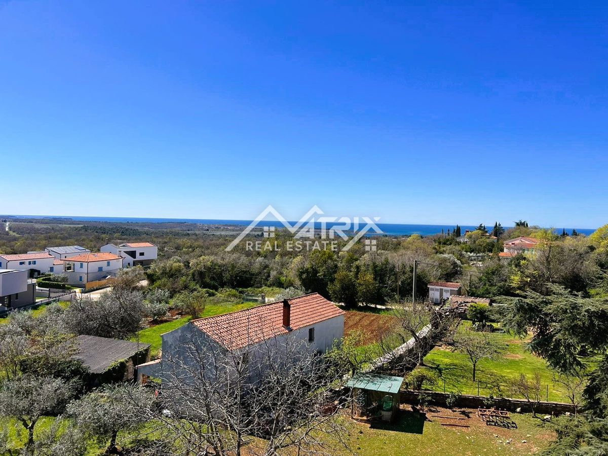 Poreč, moderno stanovanje z bazenom in pogledom na morje!