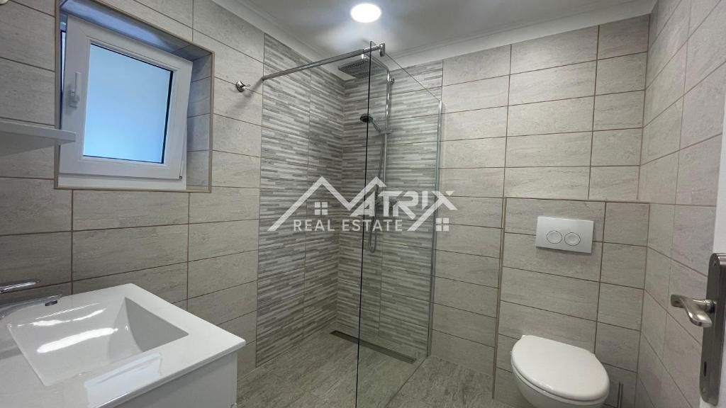 Poreč okolica, samostojna hiša z bazenom