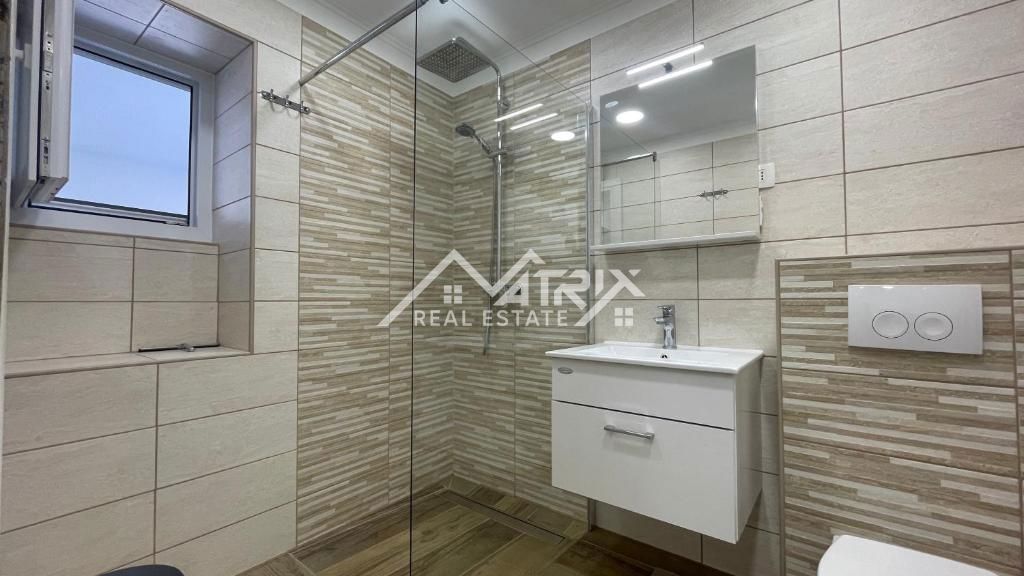 Poreč okolica, samostojna hiša z bazenom